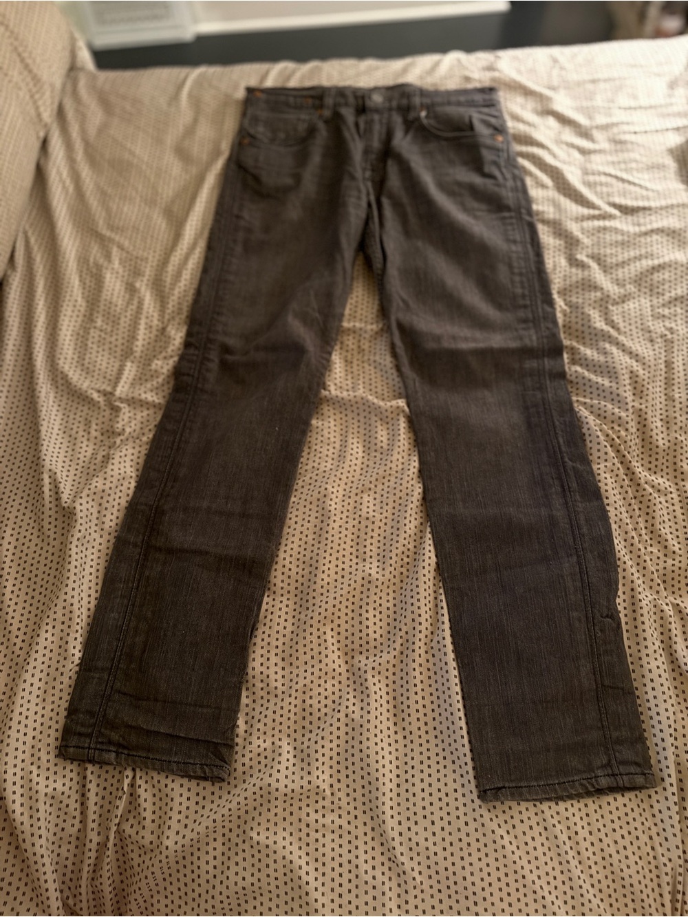 Levi's Men's Slim Jeans in Charcoal